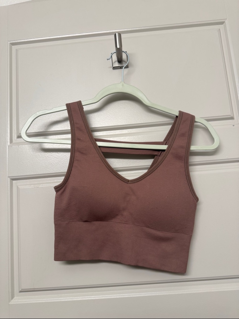 Seamless Ribbed V-Neck Bralette in Dusty Rose